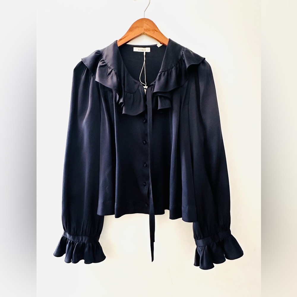 NWT Dôen Solange Top in navy silk - Picture 4 of 7